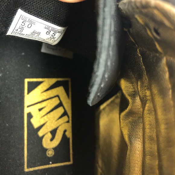 Vans SK8-HI Slim zip: Black leather w/gold zip - Picture 5 of 9